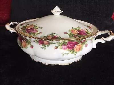 Royal Albert Old Country Roses Vegetable Tureen With Lid • £35