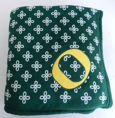 Vera Bradley University Oregon XL Throw Blanket 66x94 Green White Mini Concerto • $39.99