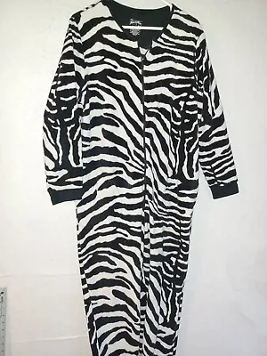 Nick & Nora Zebra Footed Footie Pajama PJ’s Fleece One Piece L Jumpsuit Black • £34.69