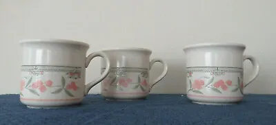 £8 • Buy Biltons - Retro / Classical - Tea Cups - Floral - (Set Of 3 )