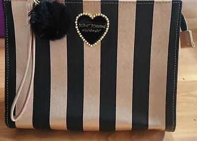 Betsy Johnson Wristlet Clutch Purse. Gold/Black Stripes. SPOTLESS! • £16.40