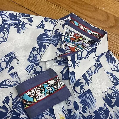 Robert Graham Shirt White/Blue Linen Paisley Embroidered Flip Cuff Men's Sz. M • $39.99