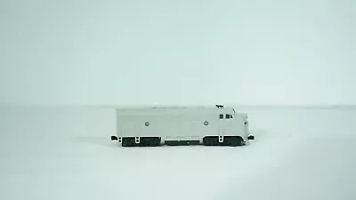 Kato N Scale F7A Undecorated Diesel Engine Item 176-2200 F3-21 • $55