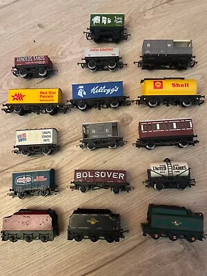 Assorted OO Gauge Hornby Model Railway Carriage Coach And Wagons • £80