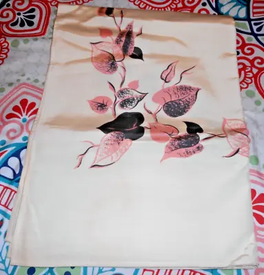 Vintage MCM California Hand Prints PHILODENDRON PINK Tablecloth 53  X 72  Leaves • $74.95