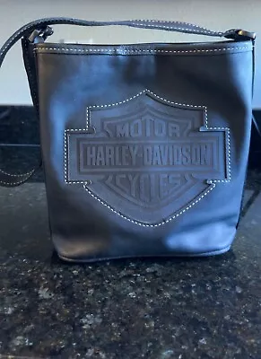  Handcrafted Harley-Davidson Leather Shoulder Bag With Magnetic Closure • $81.99