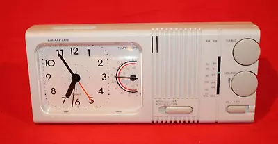 Vintage Lloyd’s CR500 Alarm Clock AM/FM Radio  - WORKING • $14