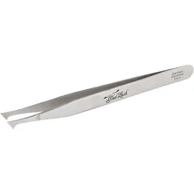 Specialty Collection Tweezers For Eyebrows • $1.99