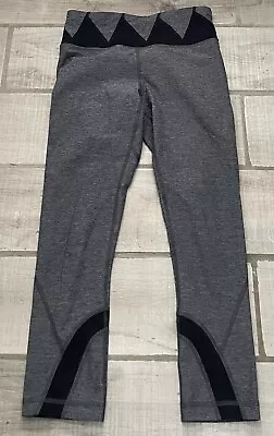 Lululemon Run: Inspire Crop II Size 4 Black And Gray Grey • $22