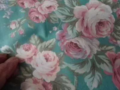 3 Yds Vtg Concord Cotton Fabric-Joan Kessler-lovely Rose Tone Floral On Blue BG • $5.50