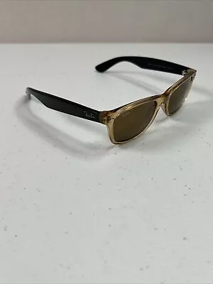 Ray Ban New Wayfarer Polarized RB 2132 945/57 52[]18 3P Sunglasses (Italy) B7 • $5.50