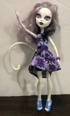 Monster High Catrine DeMew Doll Gloom Bloom 2014 • $38.88
