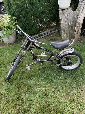 $150 • Buy PICK-UP ONLY !! Schwinn Stingray Chopper Bicycle