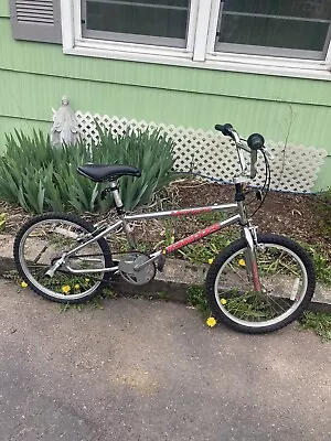1996 20” Mongoose Menace Mid School Bmx Bike • $550