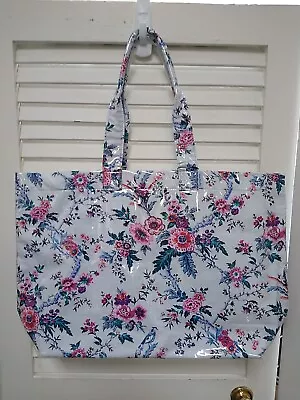 Vera Bradley City Shopper Tote In Magnifique Floral • $55