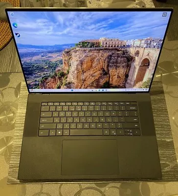 Dell XPS 17 - 9700 - Intel I7 4K/UHD+ Display 32GB RAM RTX 2060 6GB 1TB SSD • $1199