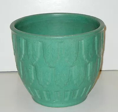 Vintage Matte Green Fern Pattern Art Pottery Arts & Crafts Jardiniere Planter • $45