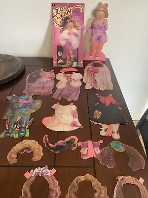 1980 Colorforms Miss Piggy Paper Doll Stand Up Outfits & Wigs Vintage  • $7.99