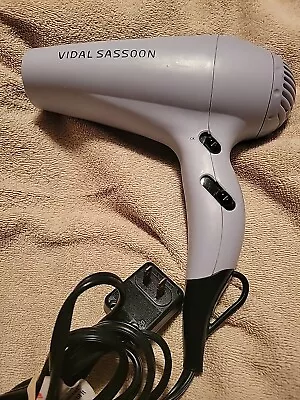 Vidal Sassoon VS773 Hair Dryer. Light Lilac Color. In Working Condition  • $8