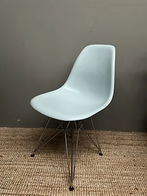 Genuine VITRA DSR CHARLES EAMES CHAIR • £175