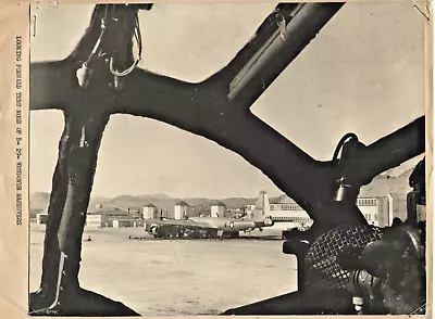 VINTAGE ORIGINAL 1940s PHOTO! VIEW FROM B-29 LOOKING AT ANOTHER B-29! WENDOVER! • $99.99