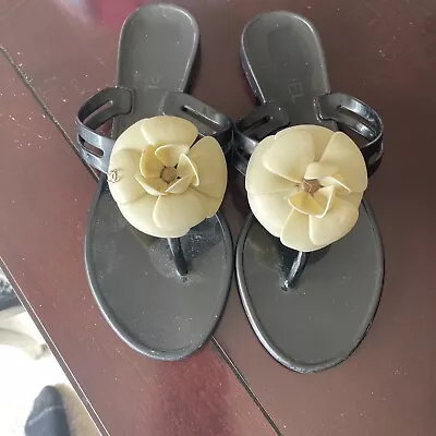 Chanel Black And Cream Jelly Flip Flops With Flowers Camellia Flower Sz 36 • £71.24