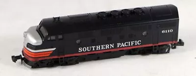 KATO #176-072 F3A Powered Diesel Locomotive Southern Pacific #6110 N Scale 1/160 • $9.95