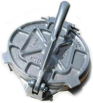 $25.99 • Buy Used Mexican Tortilla Press Maker Cast Iron 7.5 Inch Traditional By Estrella