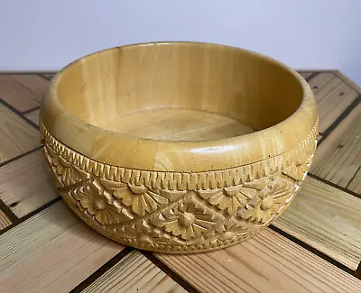 Vintage Wooden Hand Carved Round Fruit Bowl- Light Wood- Decorative • £12.99