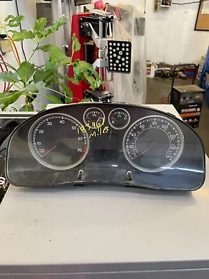 2002 Volkswagen Passat Speedometer 3b0920 927b Vdo • $79.99