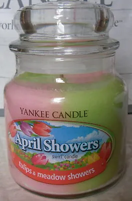 Yankee Medium Swirl Jar  April Showers  Tulips & Meadow Showers Usa Label 2014 • £29.95