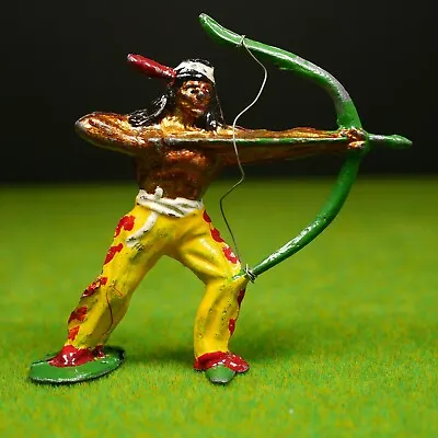 Fantastic Benbros Indian With Bow & Arrow - Vintage Lead Figures • £14.99