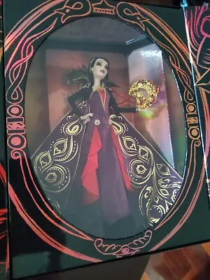 SALE   Disney EVIL QUEEN Midnight Masquerade Villains Designer Doll • £227.06
