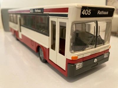 £24.99 • Buy NZG 255 Mercedes Benz Bus 0405  1/50 Scale Boxed Free Post