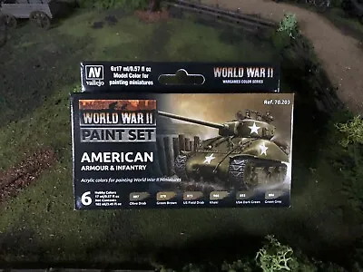 Vallejo American Armour & Infantry Paint Set • £17