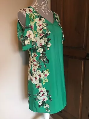 Green Floral Oasis Dress 8 • £8