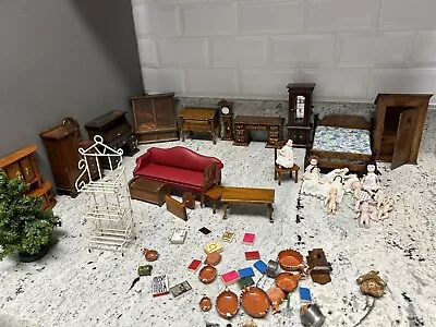 Vintage Miniature Dollhouse Furniture & Accessories Mixed Lot! 🏠🧑‍🧑‍🧒‍🧒 • $26