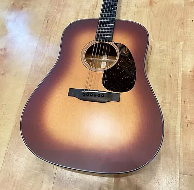Martin D-18 Standard Series Acoustic Guitar Satin Amberburst • $2399