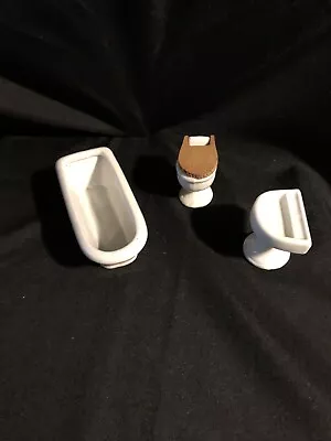 Ceramic Porcelain Miniature Doll House  Bathroom Tub Sink And Toilet. • $15