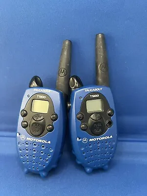 Motorola Talkabout T5100 Set Of 2 2-Way Radio Cobalt Blue Walkie Talkie 14 Chan • $29.90