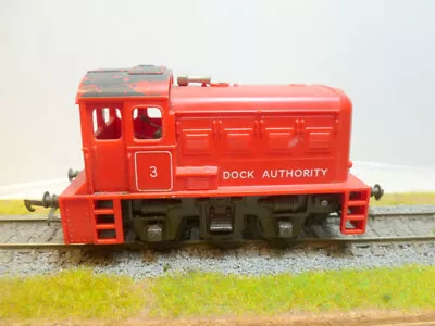 Triang R253 Dock Authority Shunter • £19.50