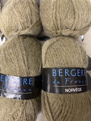 £20 • Buy 4 X 50g Of Bergere De France Norvege Wool