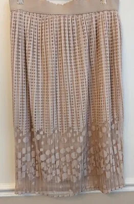 Women's Metro Wear Skirt S Cream Overlay Tan Lining Midi Lace Elastic Waist • $13.99