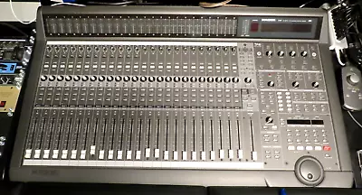 Mackie D8b 24-Kanal Digital Professional Mixer With Power Supply Topp • $872.91