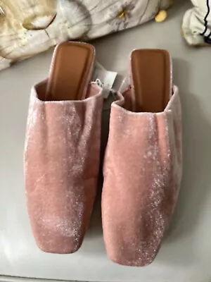 Bnwt Zara Home Pink Velvet Look Slippers Uk 7 Eur 40 • £19.99