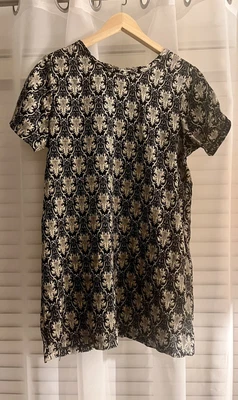 $7.20 • Buy MIKA & GALA Patterned Shift Dress. Size 10.