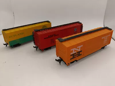 North American Wagons X 3 - Bachmann ? Tyco ? • $25