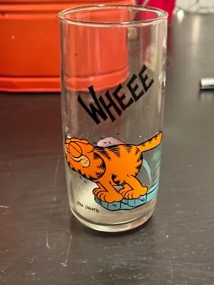 Vintage Garfield Drinking Glass 1978 Wheee! Ice Cubes Jim Davis Cat Skating • $13.99