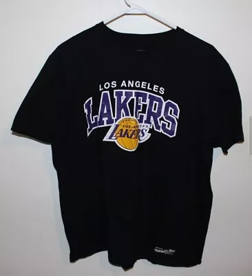 Los Angeles Lakers NBA Men's Size Large T-Shirt Mitchell & Ness Brand • $13.99