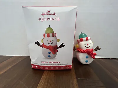 Hallmark Ornament SWEET SNOWMAN 2017 • £7.23